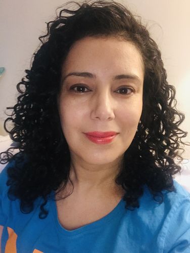 Customer photo review of Sample Curly Hair Wash and Go System with Organic Jojoba Oil for Moisturizing Hair with Lavender Fragrance (Step 1 - 4)