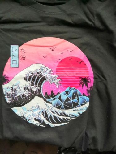 Customer photo review of Hokusai Wave aesthetic T-shirt