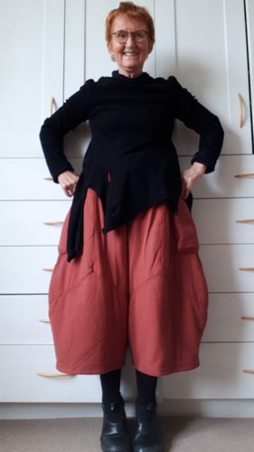 Customer photo review of Large Pocket Casual Loose Thick Warm Pants