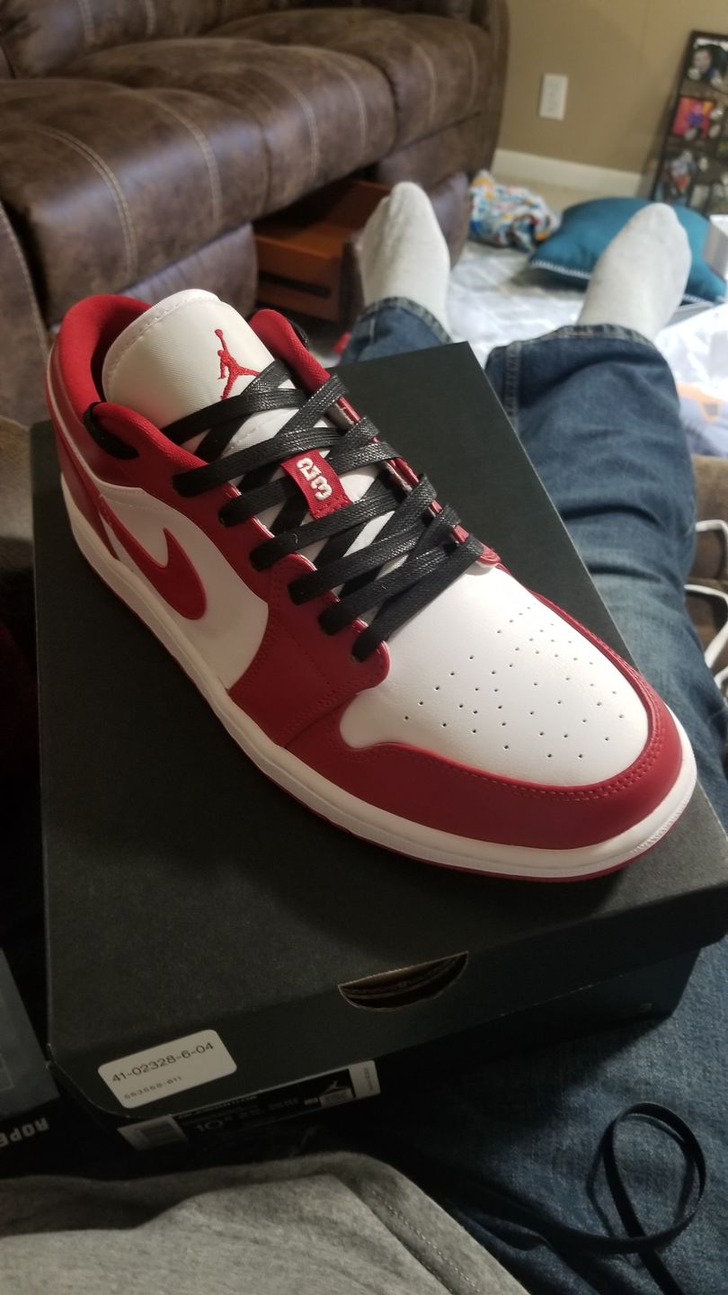 Customer photo review of Flat Waxed Cotton Shoe Laces