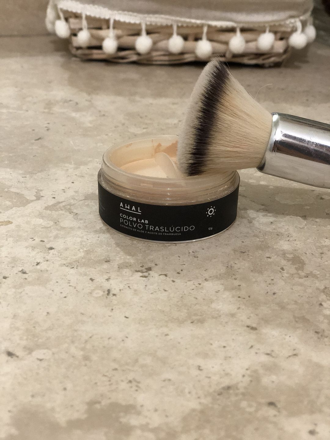 Customer photo review of Polvo traslúcido con Extracto de Aloe y Aceite de Frambuesa