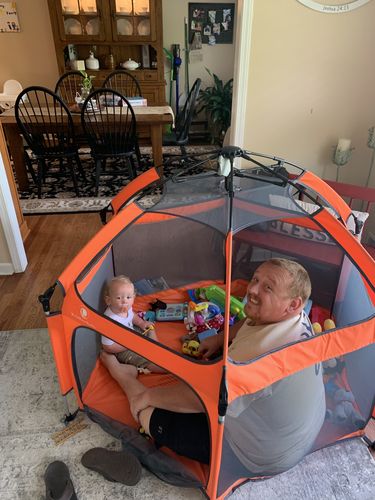 Customer photo review of Pop N' Go® Playpen
