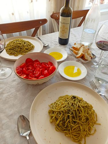 Customer photo review of Tellus Syrah & Petit Verdot