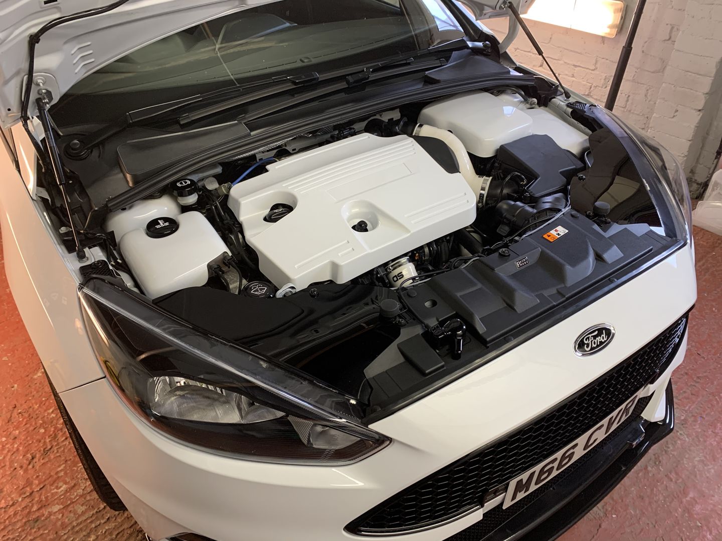 Customer photo review of Bonnet Catch Cover (various finishes) - MK3/ 3.5 Focus