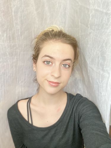 Customer photo review of Shocked Kristin - gray