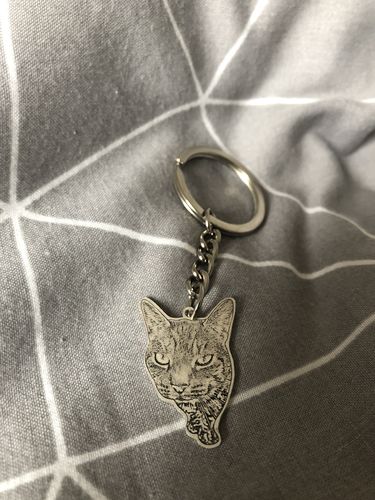Customer photo review of Silvercut™ Keychain