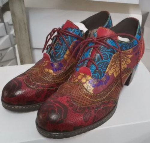 Customer photo review of Pre-sale Bohee Women Handmade Lace-up Ethnic Style Leather Pumps