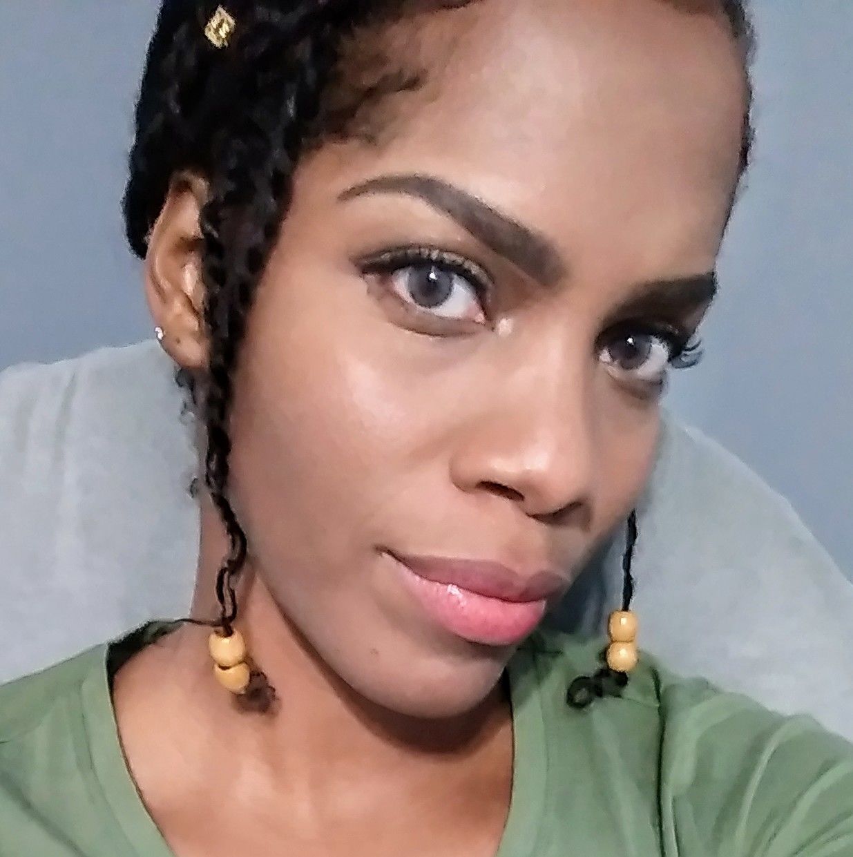 Customer photo review of Siesta Crystal Iris Gray
