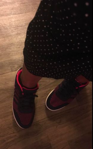 Customer photo review of Women's Comfortable Platform Walking Sneakers