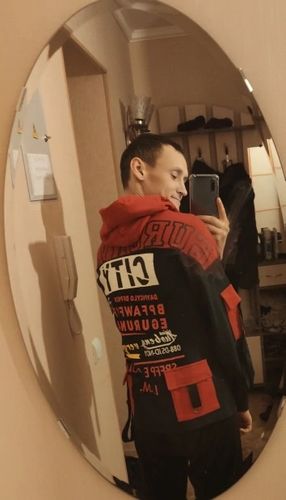 Customer photo review of Guillot Reiler Hoodie