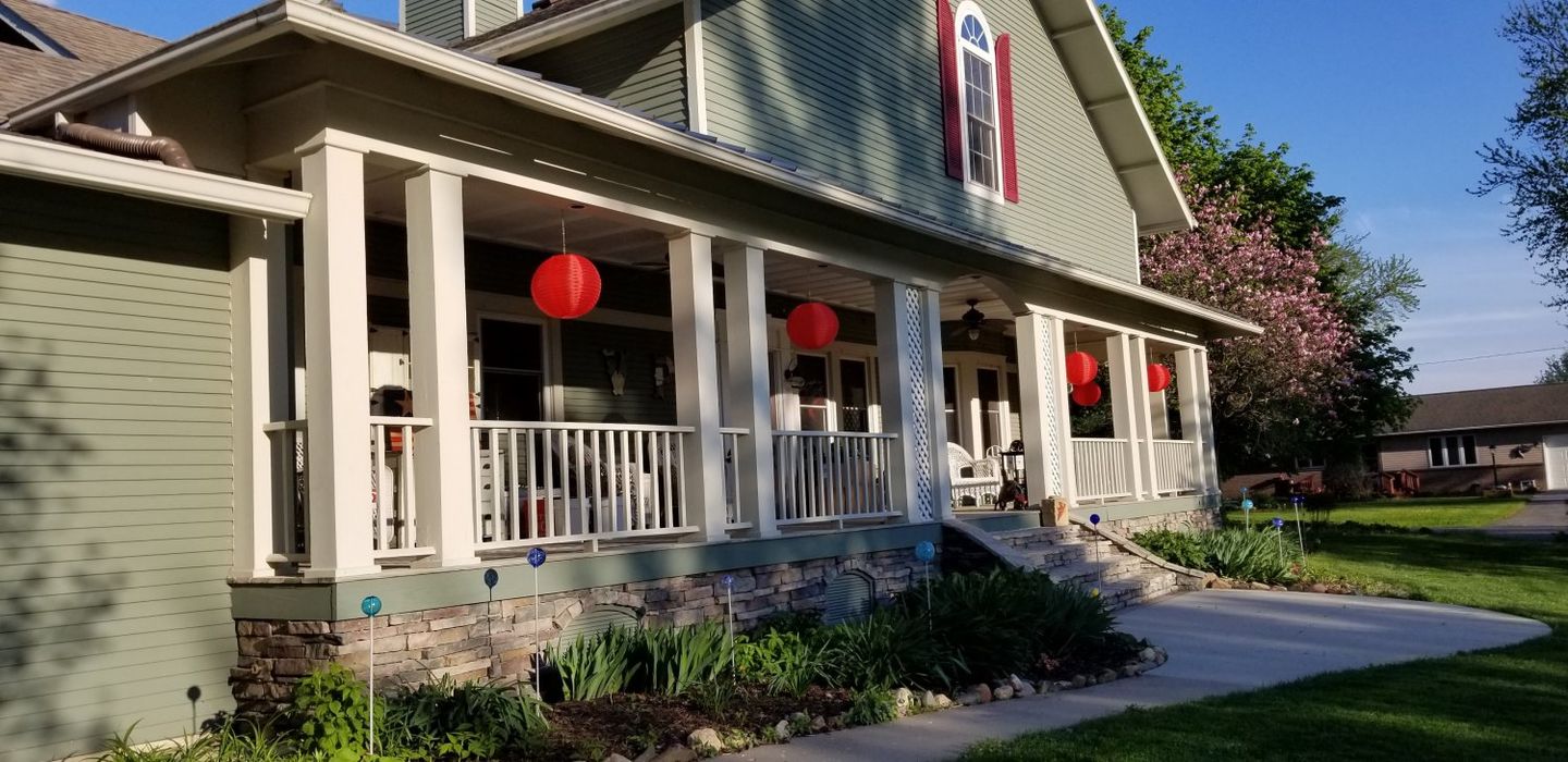 Customer photo review of 18" Red Shimmering Nylon Lantern, Even Ribbing, Durable, Hanging