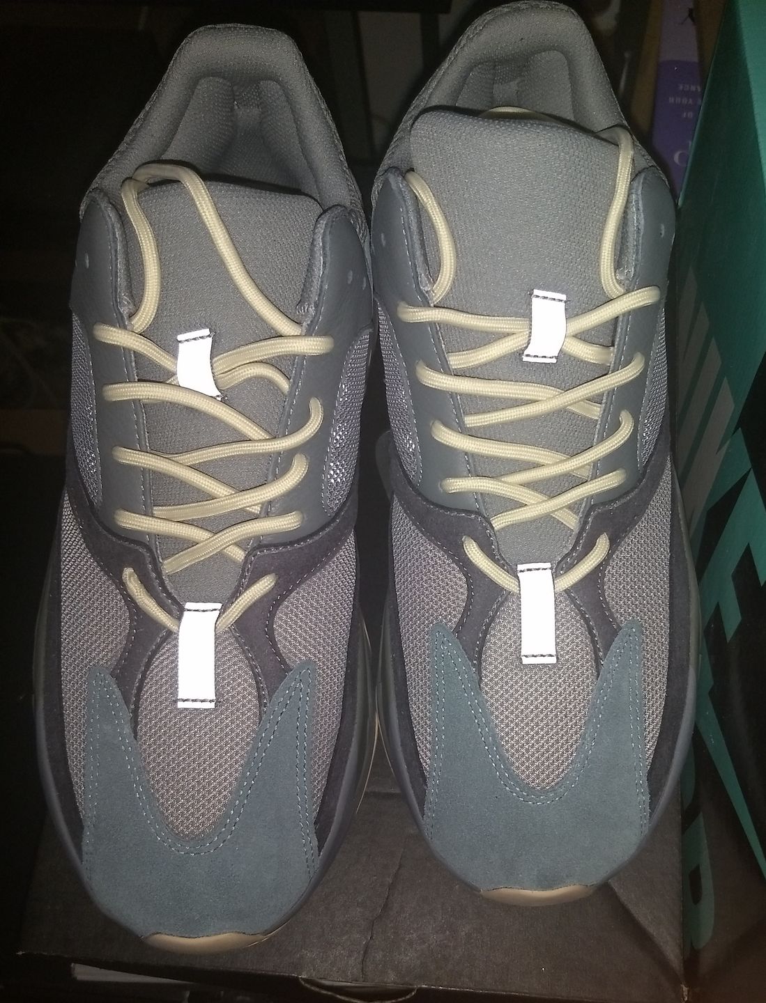 Customer photo review of Round Standard Shoe Laces - Solids