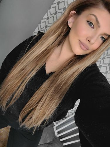 Customer photo review of Lowest Price Ever!!! Clip in Extensions 100% Remy Human Hair 9 Pieces Highlights (P10/16)