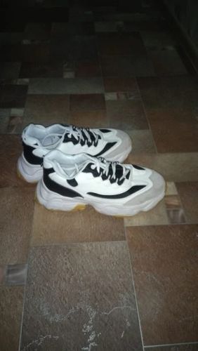 Customer photo review of Baut Lehior Sneakers