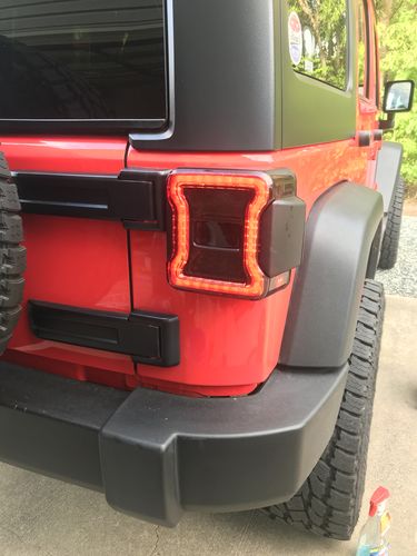 Customer photo review of Smoked LED Tail Lights (18-19 Jeep Wrangler JL)