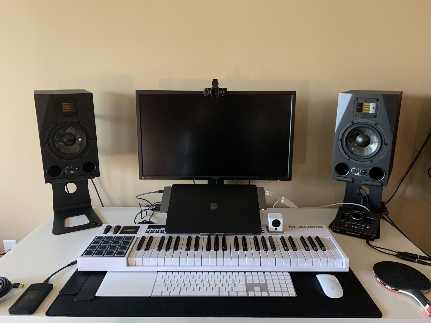 Customer photo review of SOUNDRISE PRO Studio Monitor Stands 9" | Made in USA | Pair