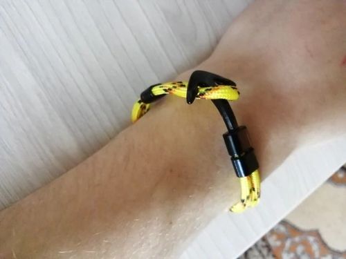 Customer photo review of Gifford Vliese Bracelet