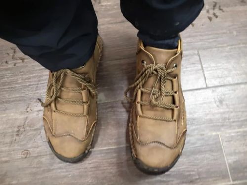 Customer photo review of Dacomfy Man Retro Handmade Leather Boots