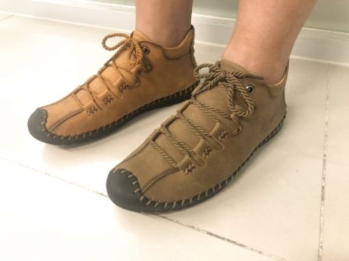 Customer photo review of Dacomfy Men Casual Light Non-slip High-top Shoes