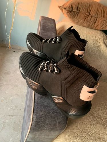 Customer photo review of Lekens Betrutti Sneakers