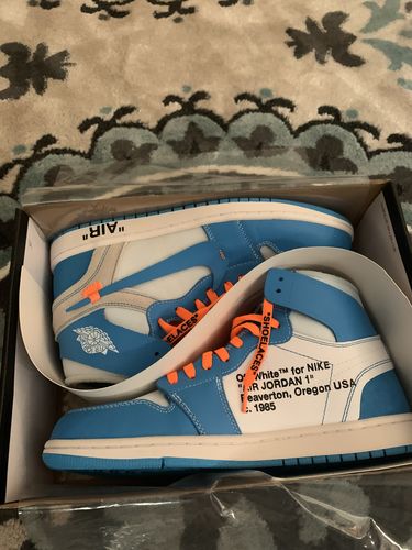Customer photo review of The Ten: Off White X Air Jordan 1 High "UNC"
