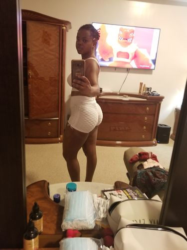 Customer photo review of Brazilian Workout Shorts - Anti Cellulite Honeycomb Textured Scrunch Booty Lift! White