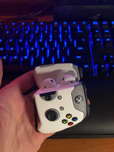 Customer photo review of HipCity Xbox-is-Life AirPod Case