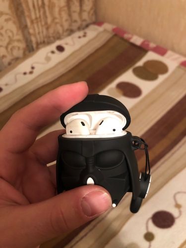 Customer photo review of HipCity Starwars Airpod Case