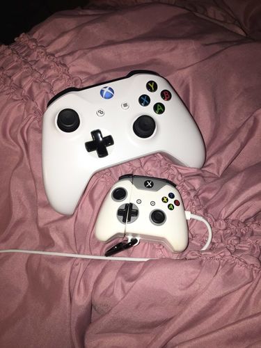 Customer photo review of HipCity Xbox-is-Life AirPod Case