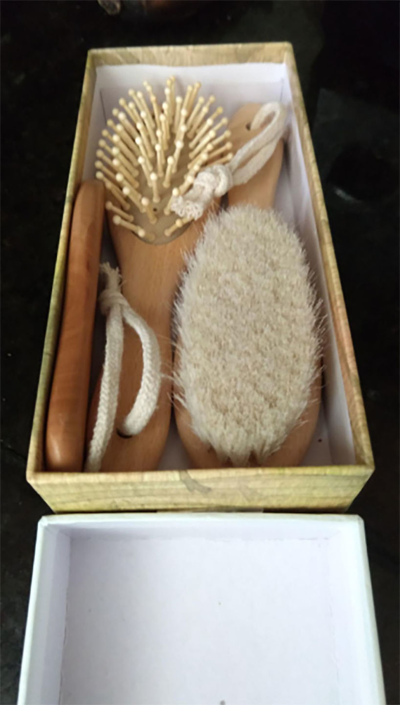 Customer photo review of Baby Hair Brush and Comb Set