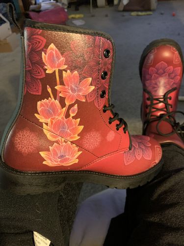 Customer photo review of Lotus Handcrafted Boots