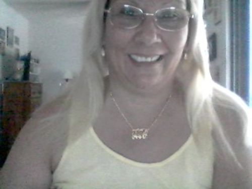 Customer photo review of Double Plated Name Necklace