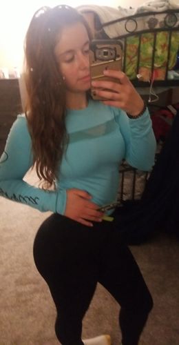Customer photo review of 'California' Soft Mesh Cut-Out Active Long Sleeve - Aqua