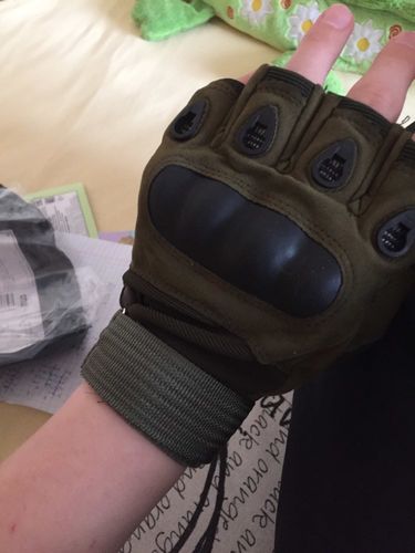 Customer photo review of Outdoor Tactical Military Non-slip Silica Gel Men's Gloves