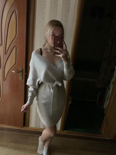 Customer photo review of Beriful V Neck Sexy Mini Dress