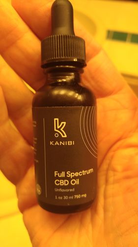 Customer photo review of Full Spectrum CBD Oil Tincture