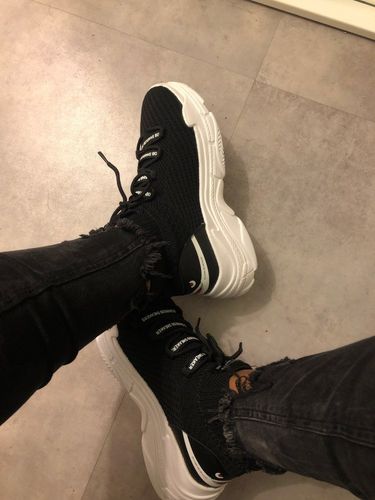 Customer photo review of Aeduin Evrard Sneakers