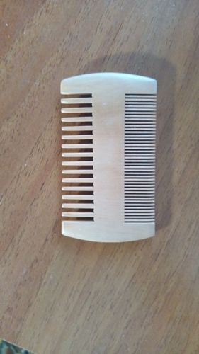 Customer photo review of Sandalwood Beard Comb – Double-Sided Wooden Grooming Comb