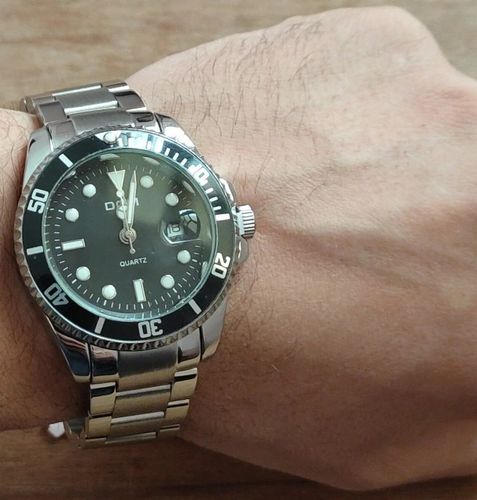Customer photo review of Gawyn Hrodger Watch