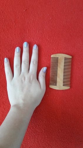 Customer photo review of Sandalwood Beard Comb – Double-Sided Wooden Grooming Comb