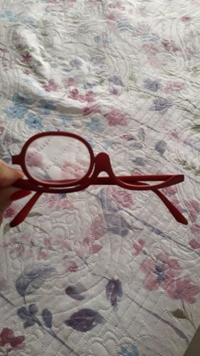 Customer photo review of Beautybril™ | Jouw persoonlijke hulp bij make-up