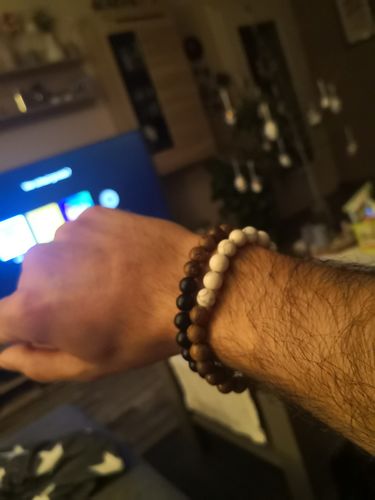 Customer photo review of Zedernholz Armband