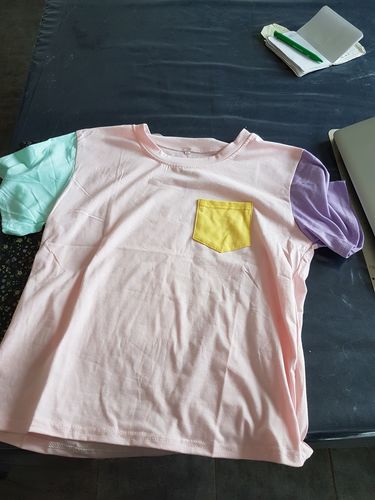 Customer photo review of Tshirt EXO & BTS Pastel Patches™