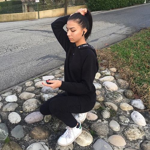 Customer photo review of Black Nova