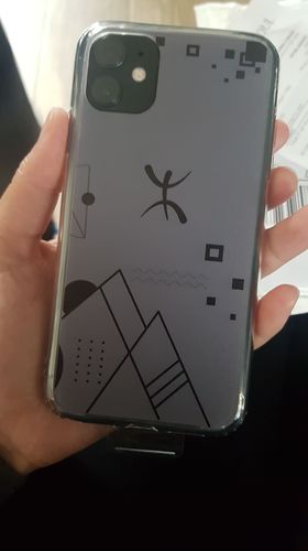 Customer photo review of Coque ⵣ 'yaz' pour iPhone