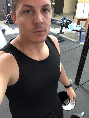 Customer photo review of The Kewlioo Sauna Vest