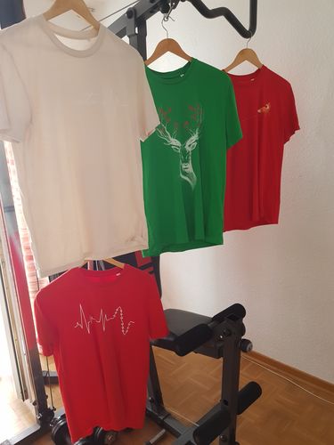 Customer photo review of HIRSCH BLÜTEN - Bio Herren Shirt