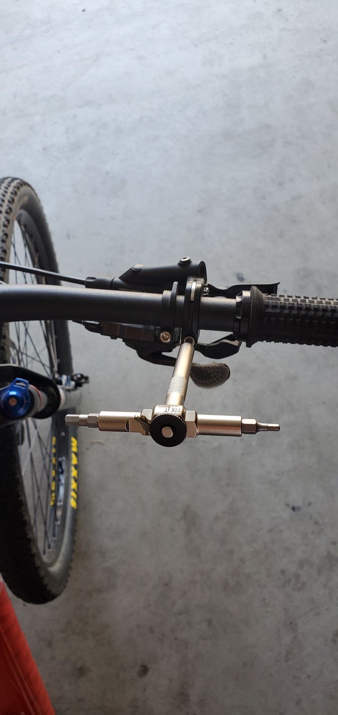 Customer photo review of Ratcheting T-Way Wrench