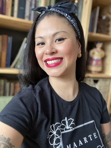 Customer photo review of Loida Creolla Earrings