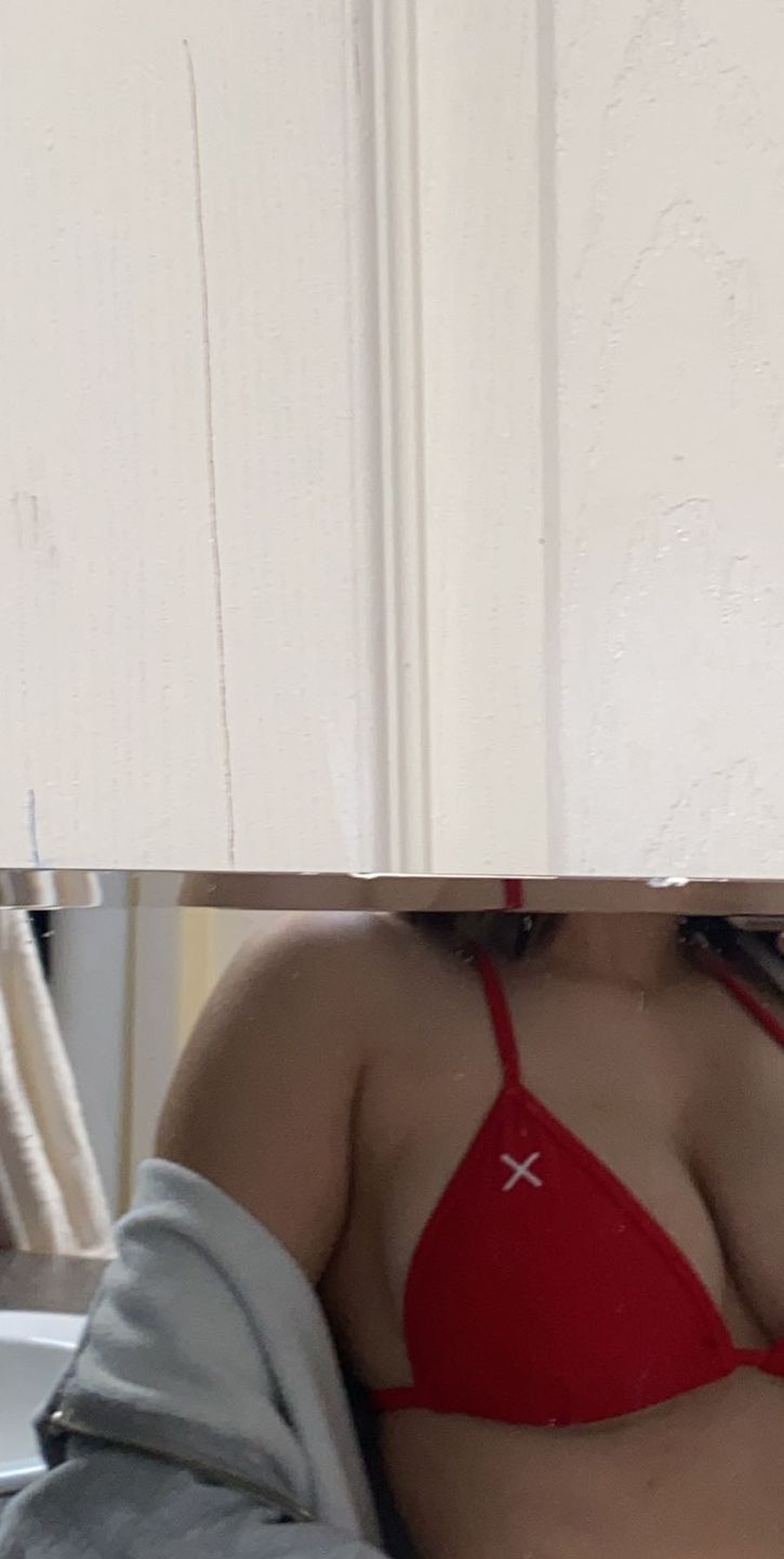 Customer photo review of Rose Red Bikini Top II